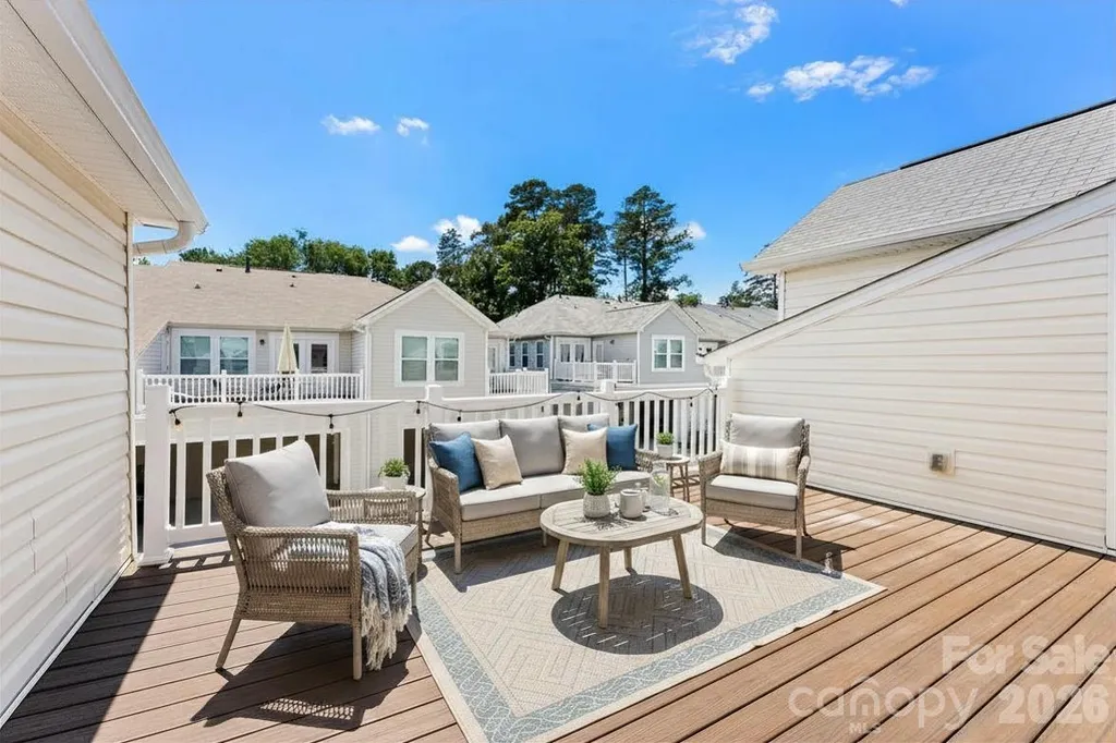 11010 Chalkbark Lane Charlotte NC 28262