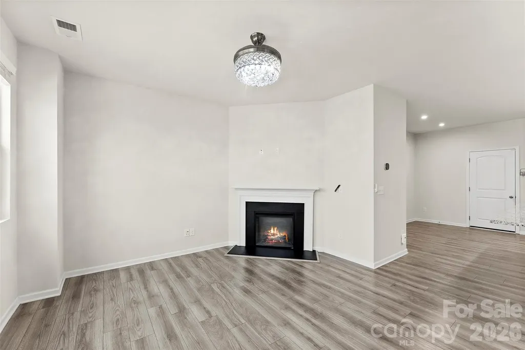 11010 Chalkbark Lane Charlotte NC 28262