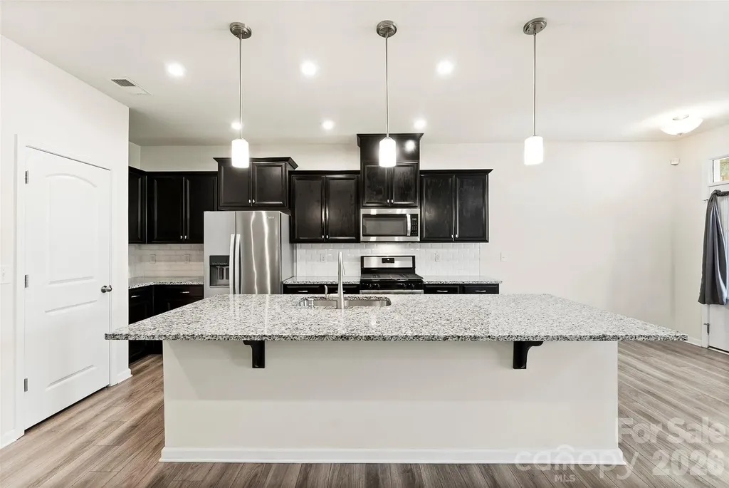 11010 Chalkbark Lane Charlotte NC 28262