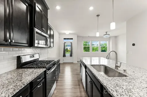 11010 Chalkbark Lane Charlotte NC 28262