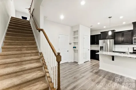 11010 Chalkbark Lane Charlotte NC 28262
