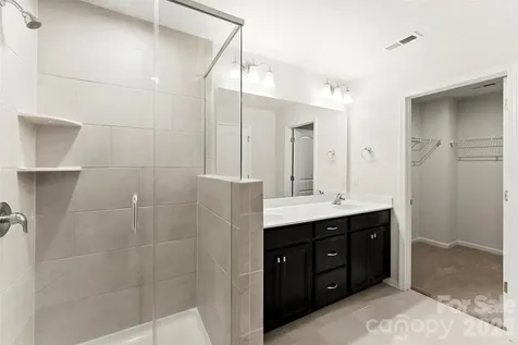 11010 Chalkbark Lane Charlotte NC 28262