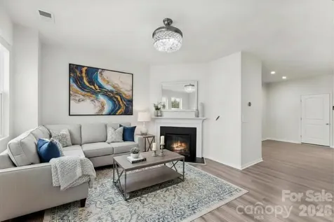 11010 Chalkbark Lane Charlotte NC 28262
