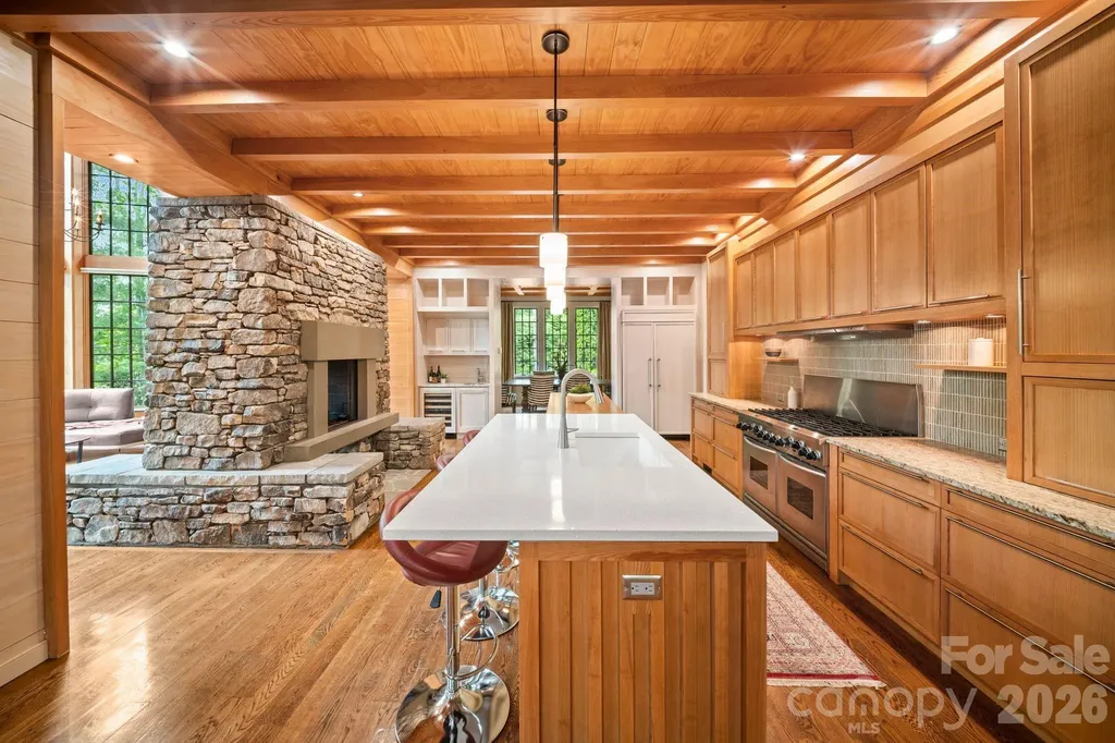 85 Chauncey Circle Asheville NC 28803
