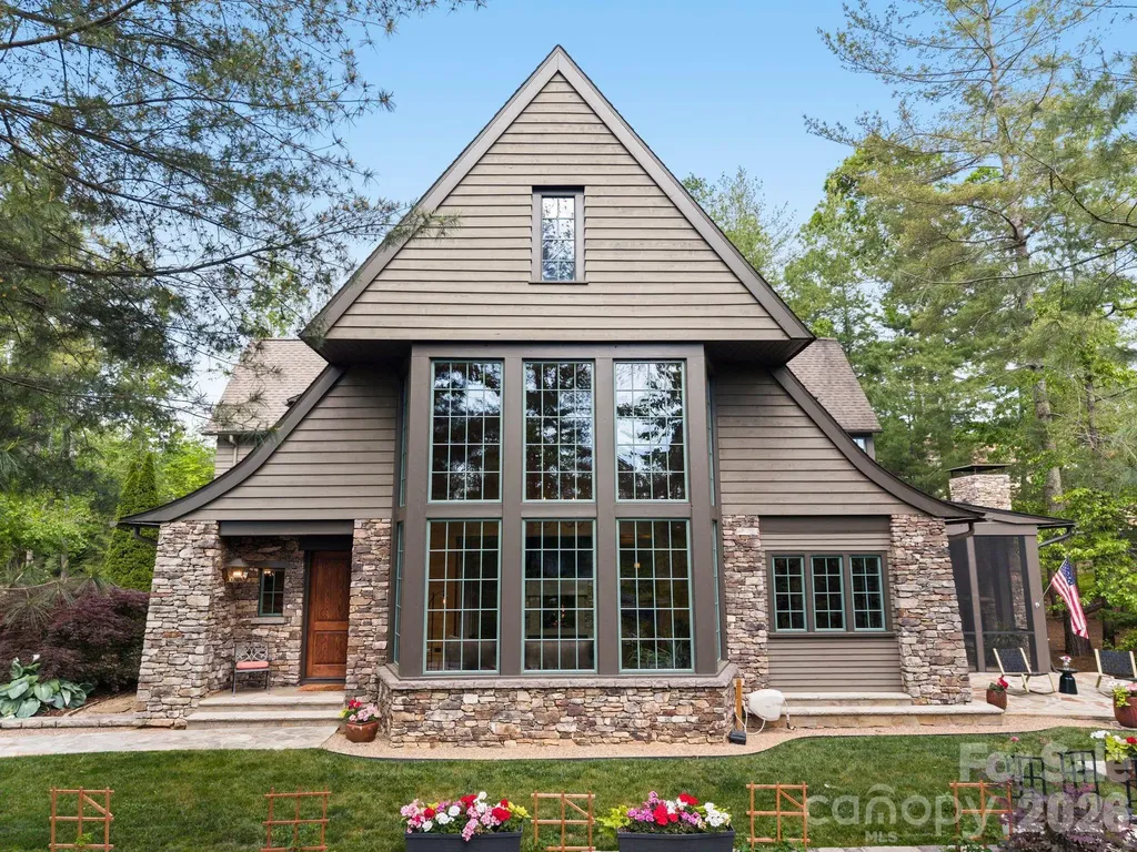 85 Chauncey Circle Asheville NC 28803