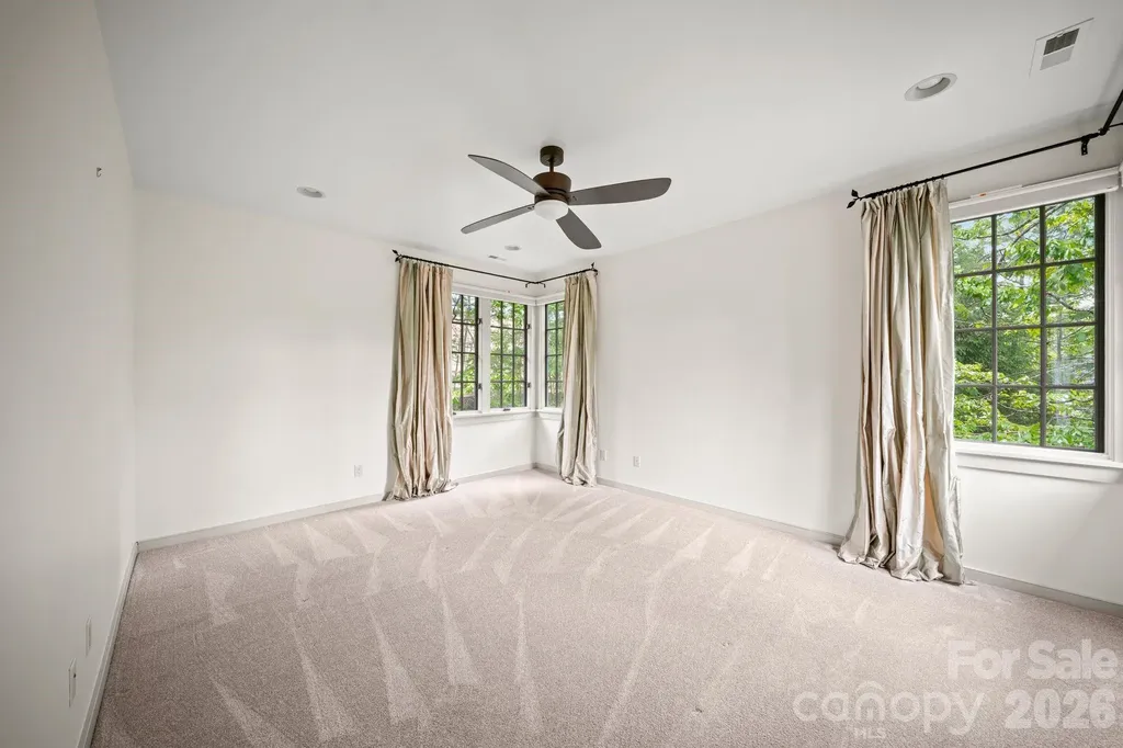 85 Chauncey Circle Asheville NC 28803