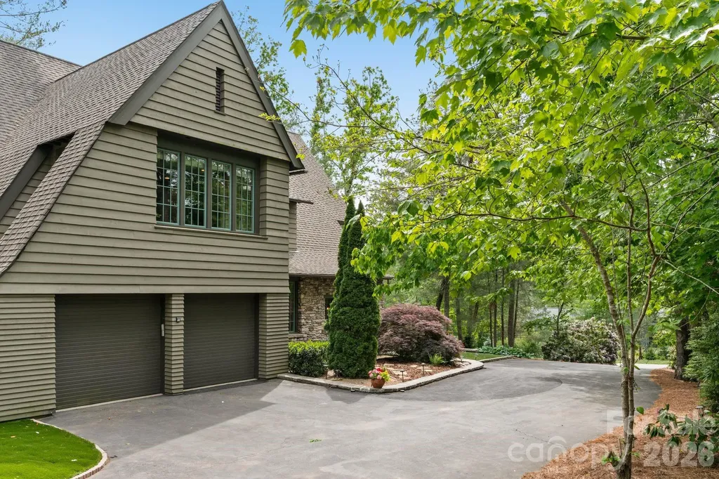 85 Chauncey Circle Asheville NC 28803