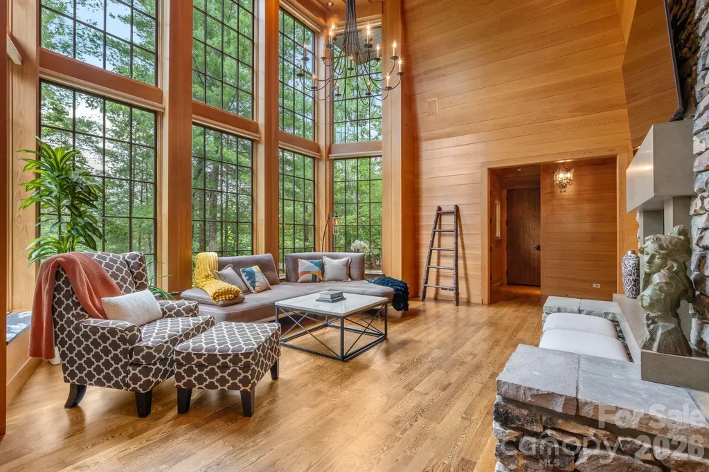85 Chauncey Circle Asheville NC 28803