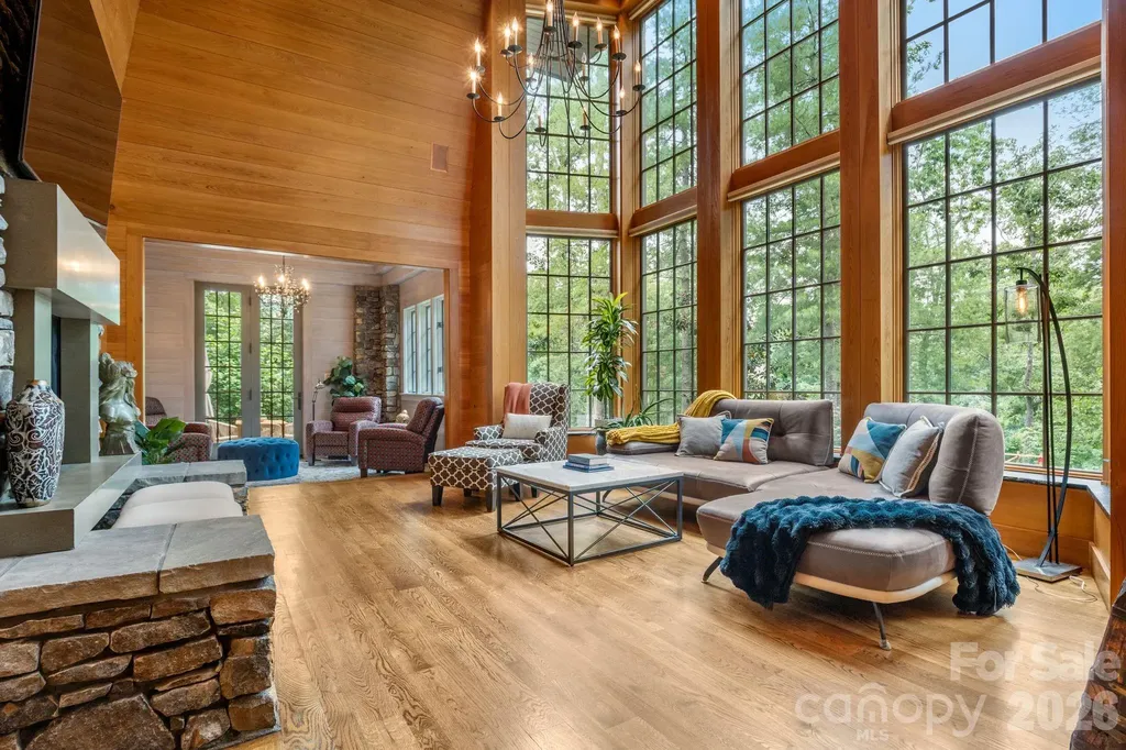 85 Chauncey Circle Asheville NC 28803