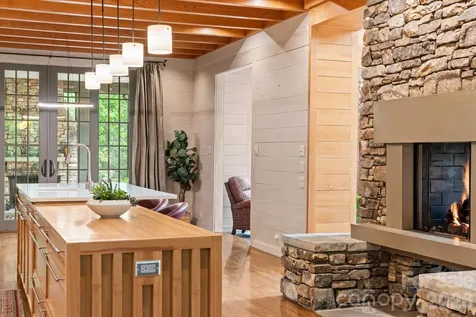 85 Chauncey Circle Asheville NC 28803