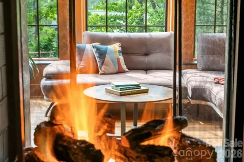 85 Chauncey Circle Asheville NC 28803