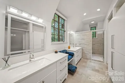 85 Chauncey Circle Asheville NC 28803