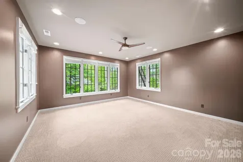 85 Chauncey Circle Asheville NC 28803