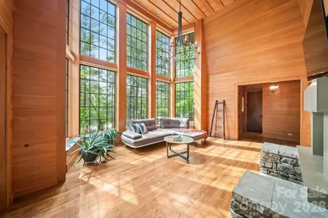 85 Chauncey Circle Asheville NC 28803