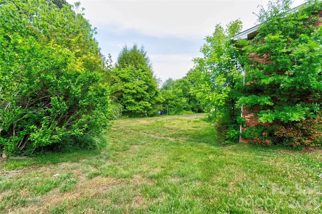130 Old Belwood Road Lawndale NC 28090