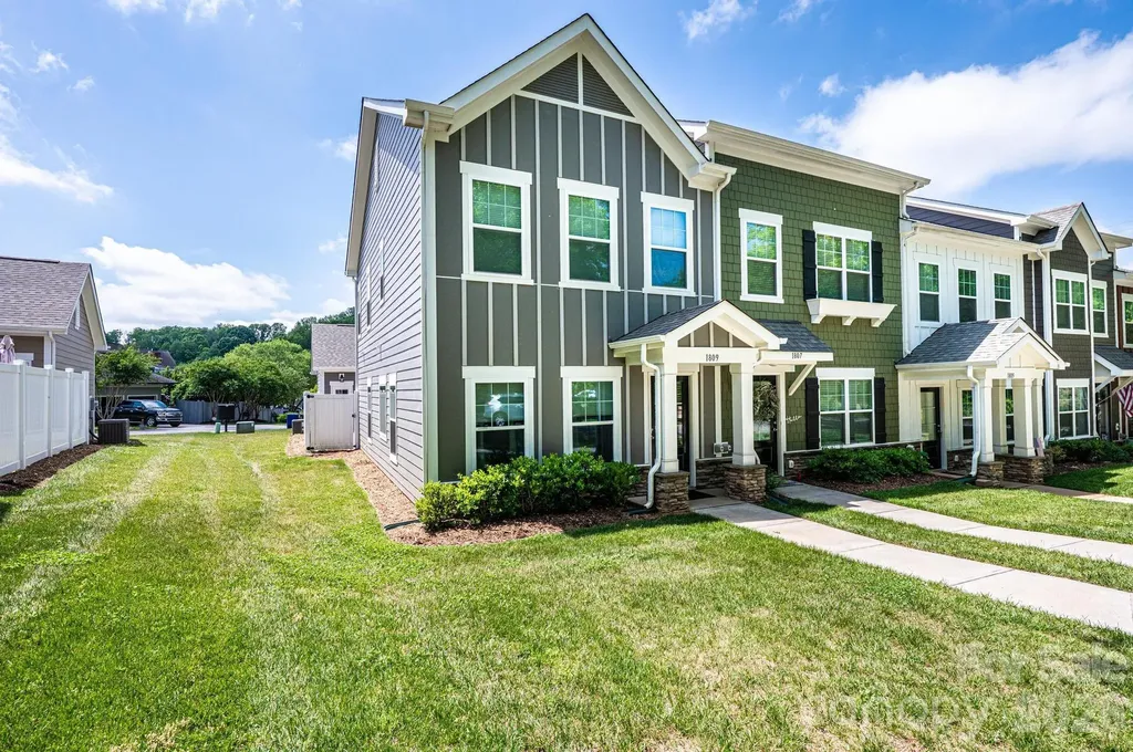 1809 Edgewater Drive NW Conover NC 28613