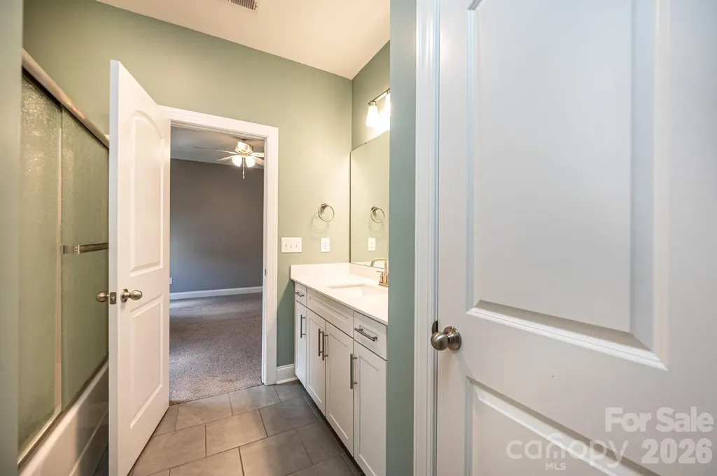 1809 Edgewater Drive NW Conover NC 28613