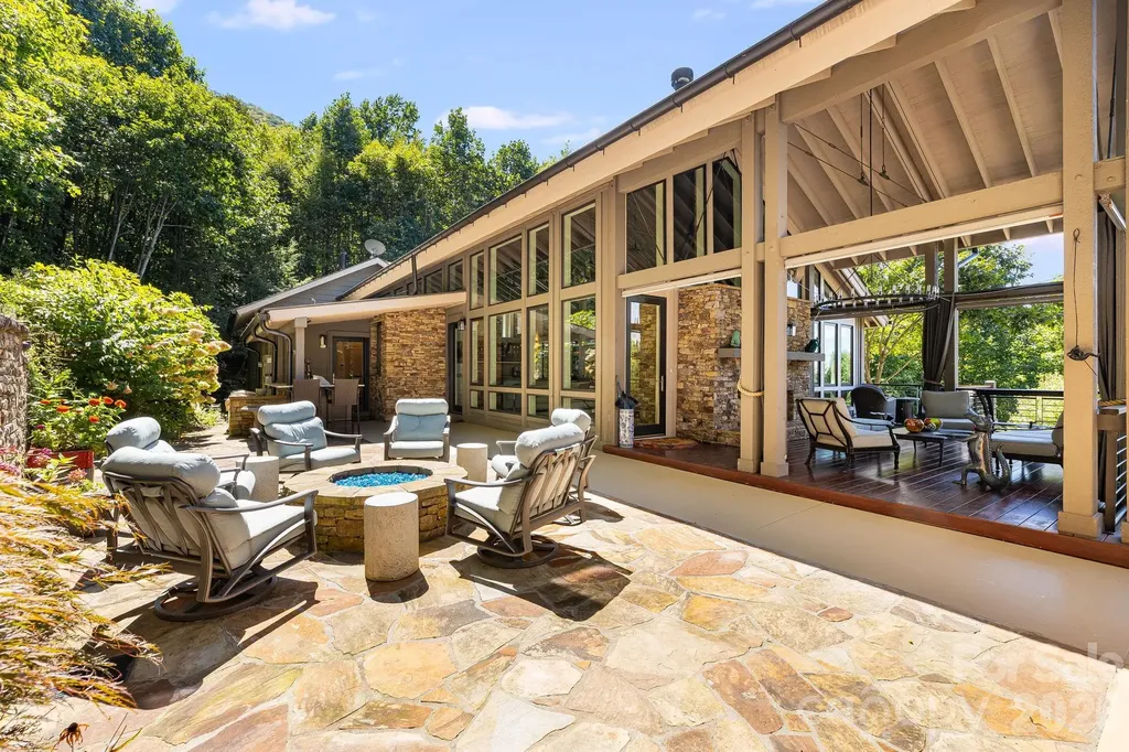 109 Cold Deck Way Sylva NC 28779