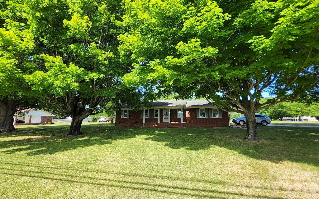 113 Kings Drive Forest City NC 28043