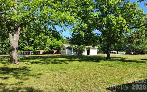 113 Kings Drive Forest City NC 28043