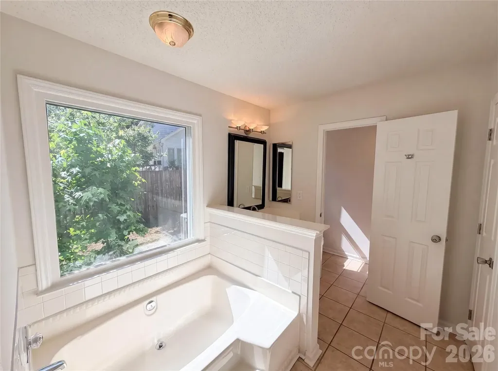 13622 Tynecastle Lane Matthews NC 28105
