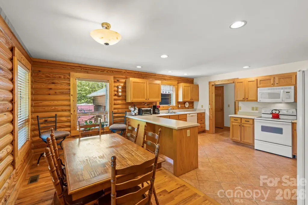 3341 Peniel Road Tryon NC 28782
