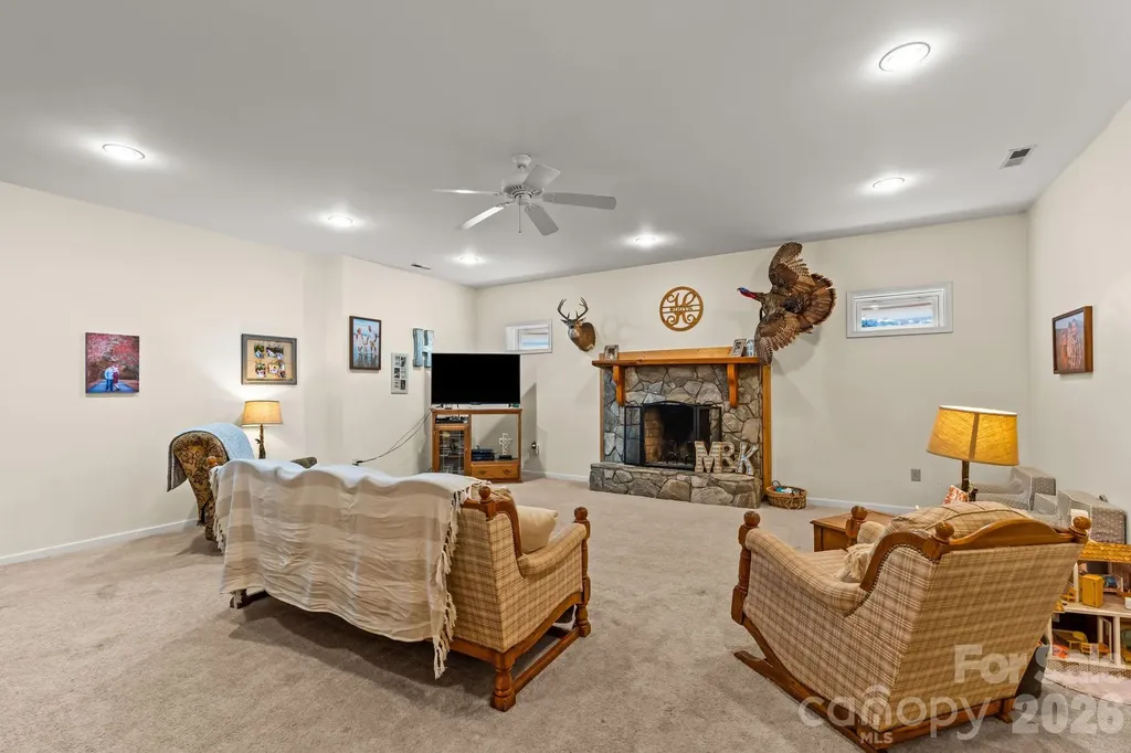 3341 Peniel Road Tryon NC 28782