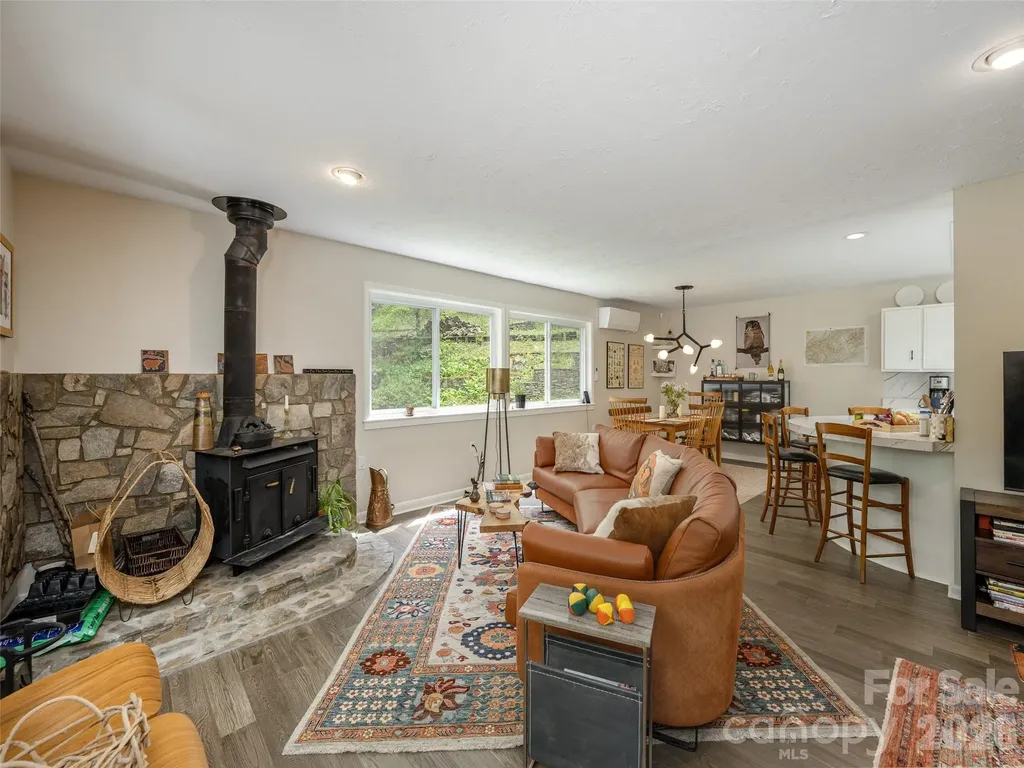 411 Patton Mountain Road Asheville NC 28804