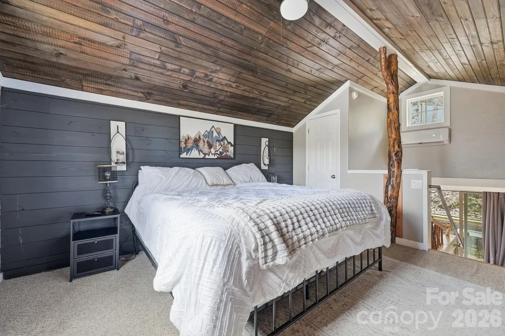 26/30 Yodelers Hollow Bryson City NC 28713