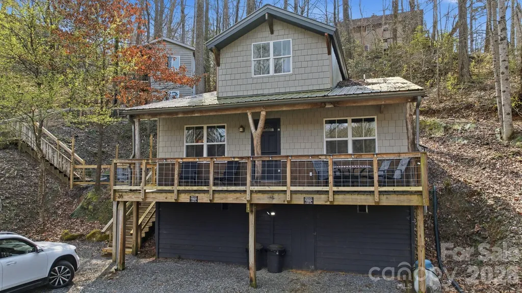 26/30 Yodelers Hollow Bryson City NC 28713