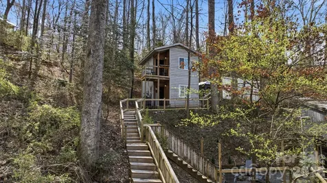 26/30 Yodelers Hollow Bryson City NC 28713