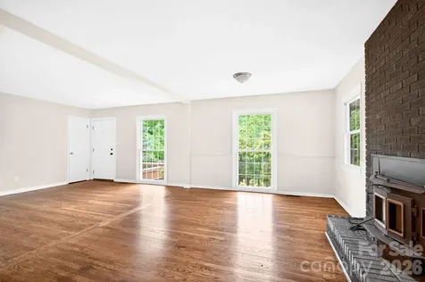34 Wolfe Cove Road Asheville NC 28804