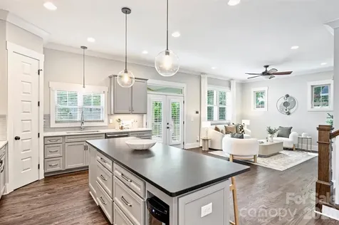 3030 Attaberry Drive Charlotte NC 28205