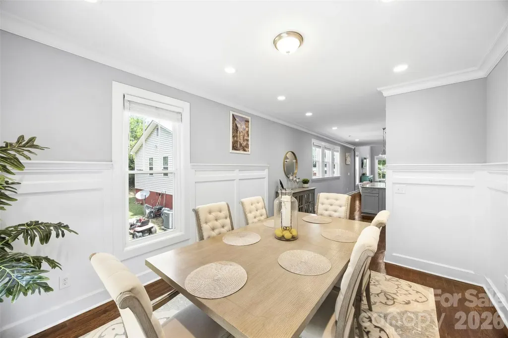 1823 Allen Street Charlotte NC 28205