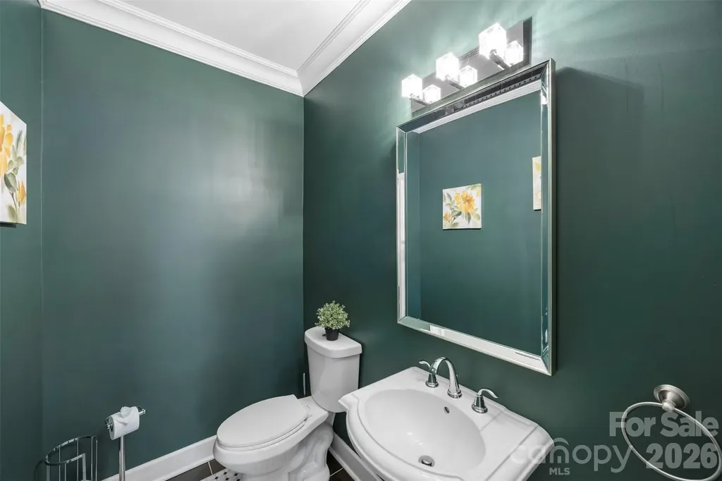 1823 Allen Street Charlotte NC 28205