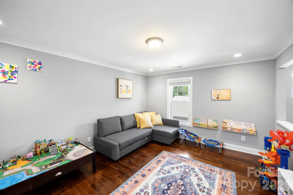 1823 Allen Street Charlotte NC 28205