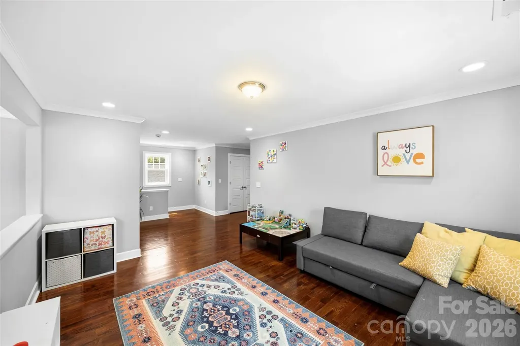 1823 Allen Street Charlotte NC 28205