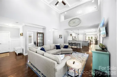 1823 Allen Street Charlotte NC 28205