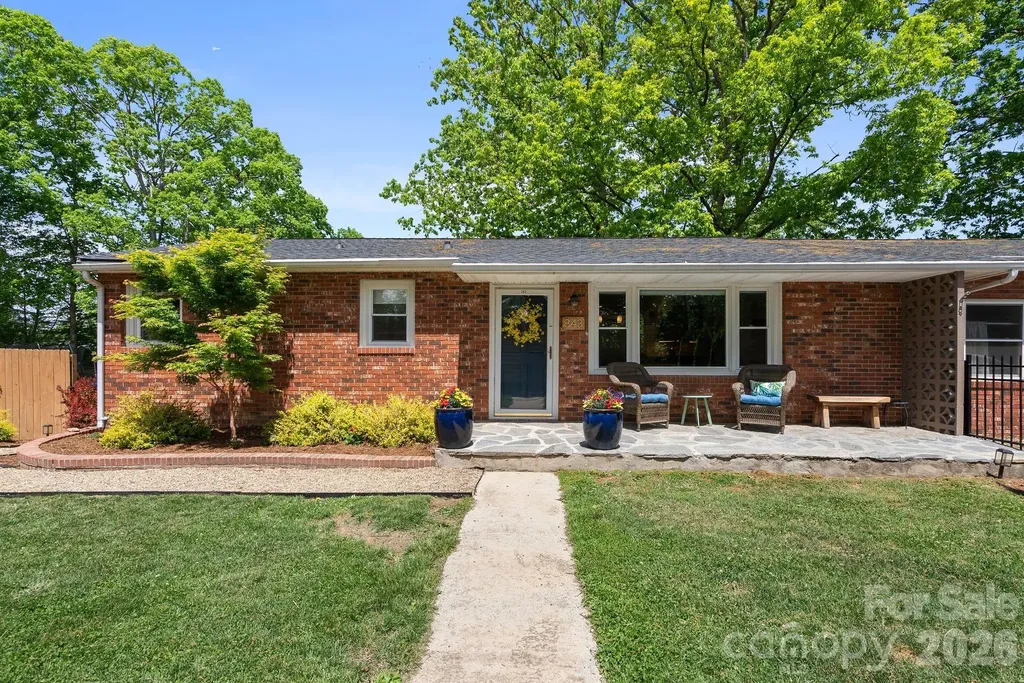 343 Oakview Park Road Asheville NC 28803