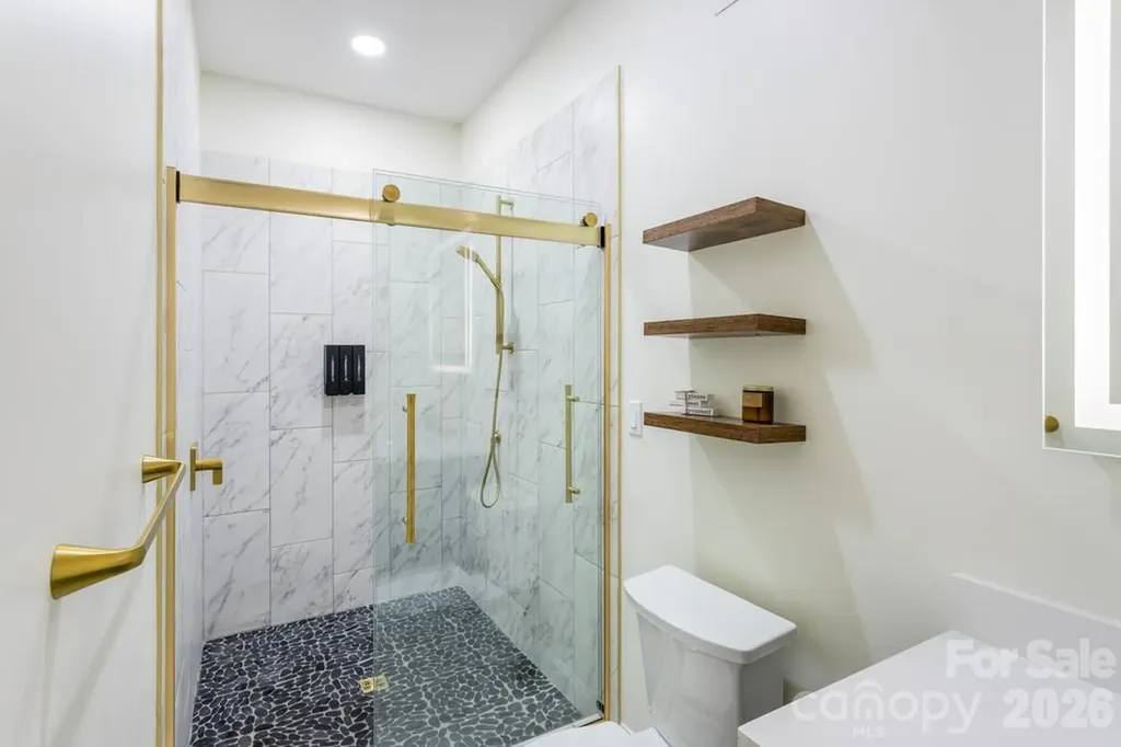 109 Wood Owl Court Hendersonville NC 28791