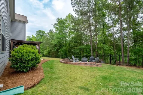 858 Double Oak Lane SE Concord NC 28025