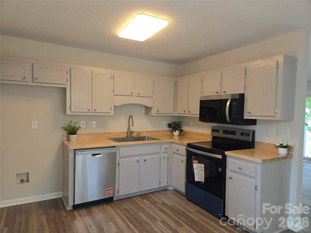 2306 Firmin Court Gastonia NC 28056