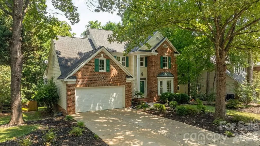 5217 Fairvista Drive Charlotte NC 28269