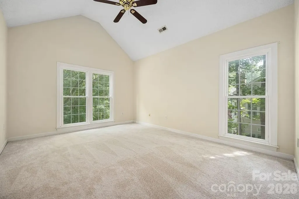 5217 Fairvista Drive Charlotte NC 28269