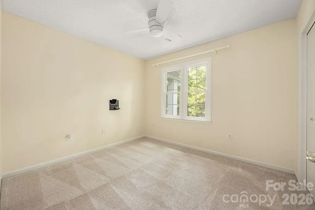 5217 Fairvista Drive Charlotte NC 28269