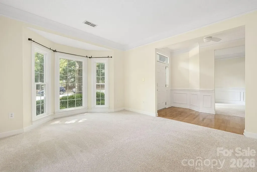 5217 Fairvista Drive Charlotte NC 28269