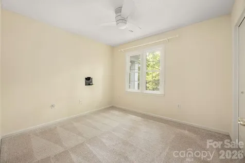 5217 Fairvista Drive Charlotte NC 28269