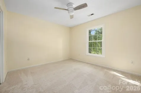 5217 Fairvista Drive Charlotte NC 28269