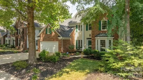 5217 Fairvista Drive Charlotte NC 28269