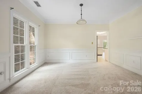 5217 Fairvista Drive Charlotte NC 28269